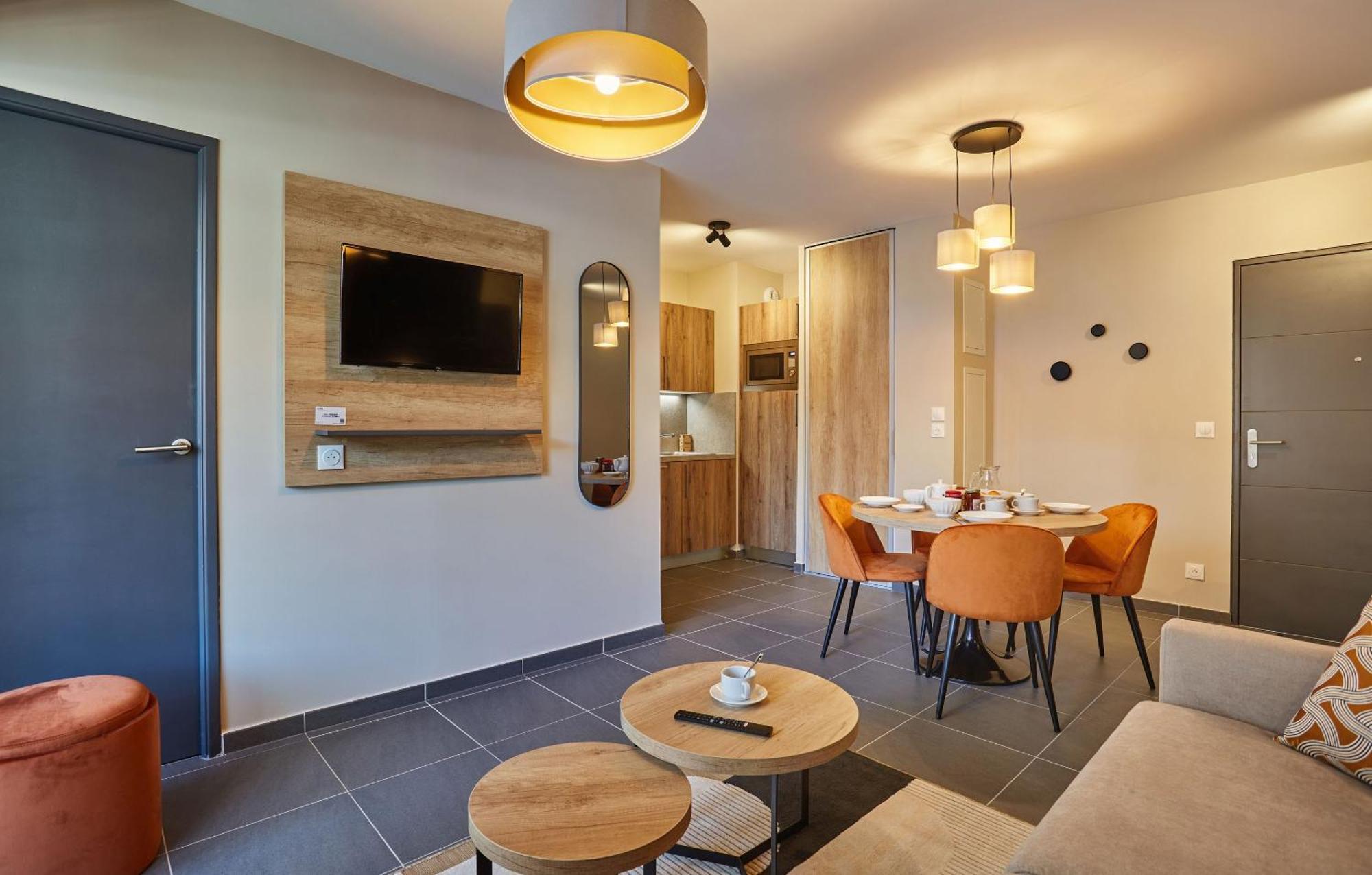 Residence Prestige Odalys Le Mont D'Auron Exterior photo